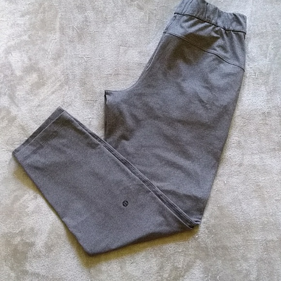 Lululemon On The Fly pants - Picture 2 of 10